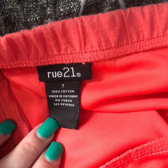 Size 7 Strapless Dress - Picture 4 of 4